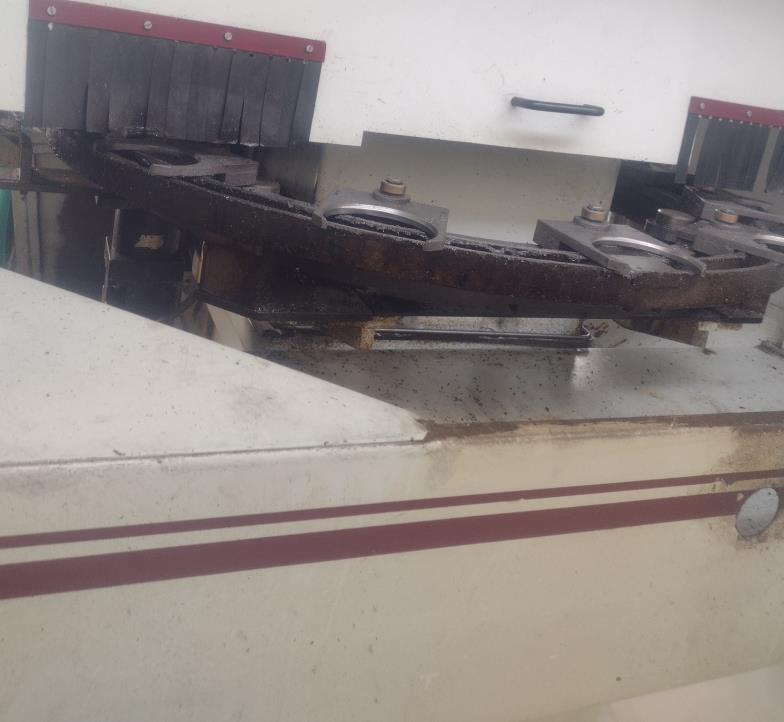 Industrieroboter, Metallbearbeitungsmaschinen sowie Mess- und Prüfgeräte etc.-10